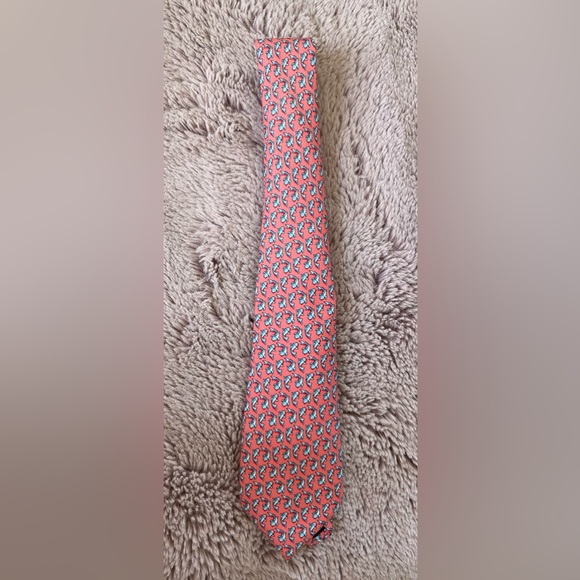 Vineyard Vines BOYS tie - Picture 1 of 4